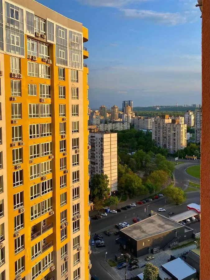 Затишна І Тепла Квартира, Метро Лівобережна, Мвц, Інститут Серця Kyiv Apartment