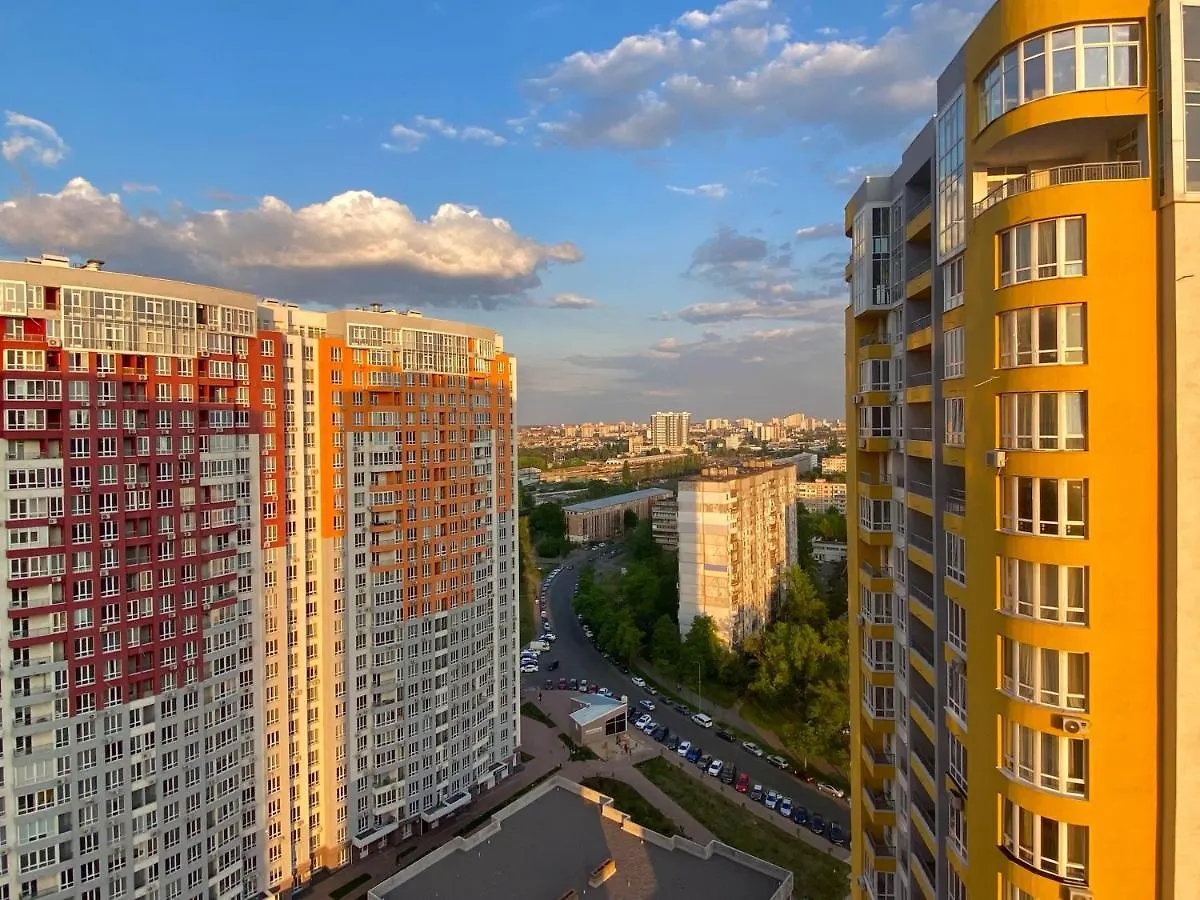 Затишна І Тепла Квартира, Метро Лівобережна, Мвц, Інститут Серця Kijev